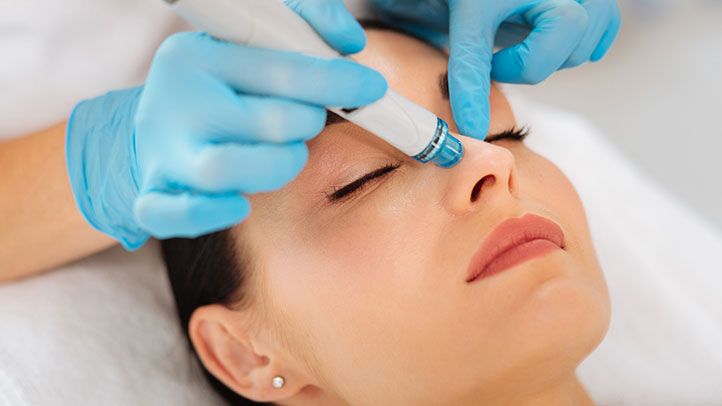 How Does a Hydrafacial Work?