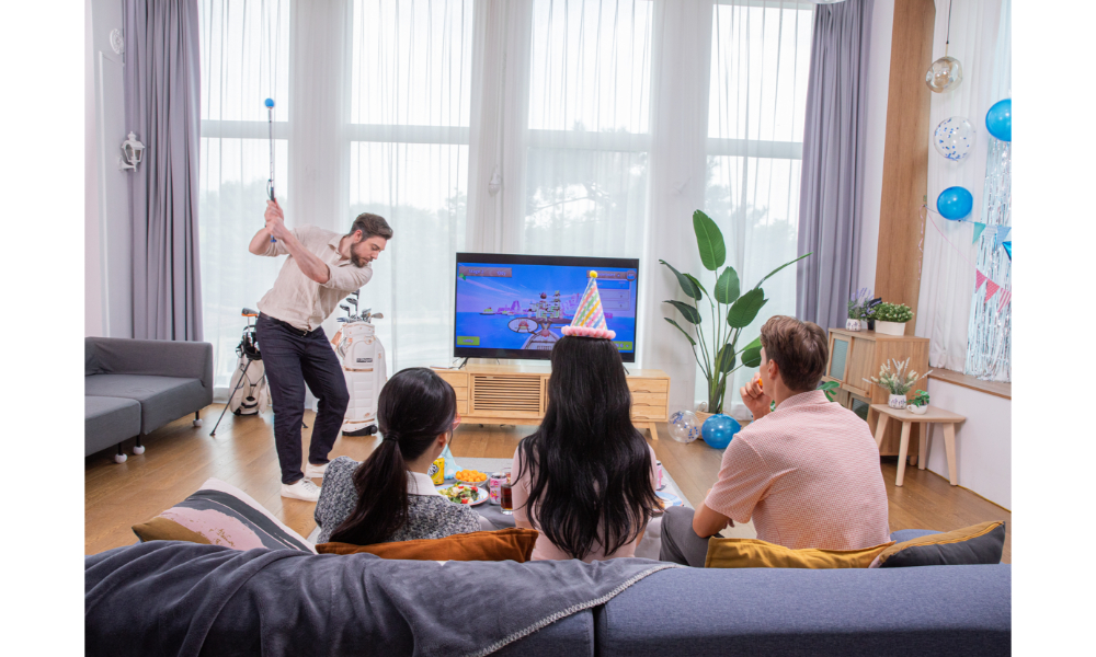 Parenting with Technology: Encouraging Healthy Screen Time via Phigolf